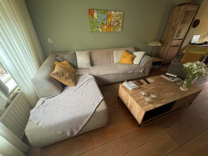 Te koop! Mooie hoekbank in beige stof, Huis en Inrichting, Banken | Bankstellen, Zo goed als nieuw, Vierpersoons of meer, Stof