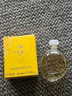 Yves Rocher Ode à la Joie Miniatuur Parfum, Ophalen of Verzenden, Zo goed als nieuw, Miniatuur, Gevuld