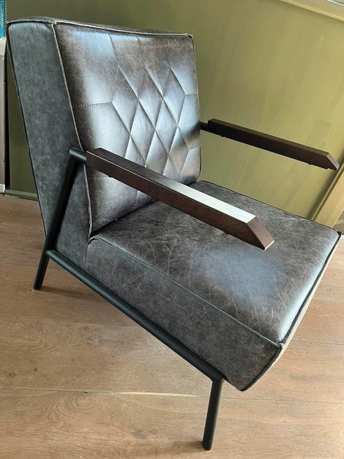Stoere leren retro-fauteuil Scandinavisch Design, Huis en Inrichting, Fauteuils, Zo goed als nieuw, Leer, 50 tot 75 cm, 75 tot 100 cm