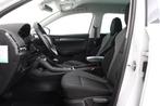 Skoda Karoq 1.5 TSI | Trekhaak | Stoelverwarming V+A | Digit, 65 €/maand, Stof, 4 cilinders, 150 pk