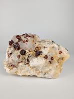 Spessartien,kwarts,veldspaat en schorl, Ophalen of Verzenden, Mineraal