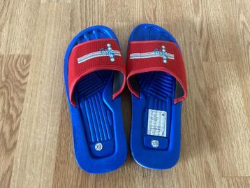 Slippers maat 39 beschikbaar voor biedingen