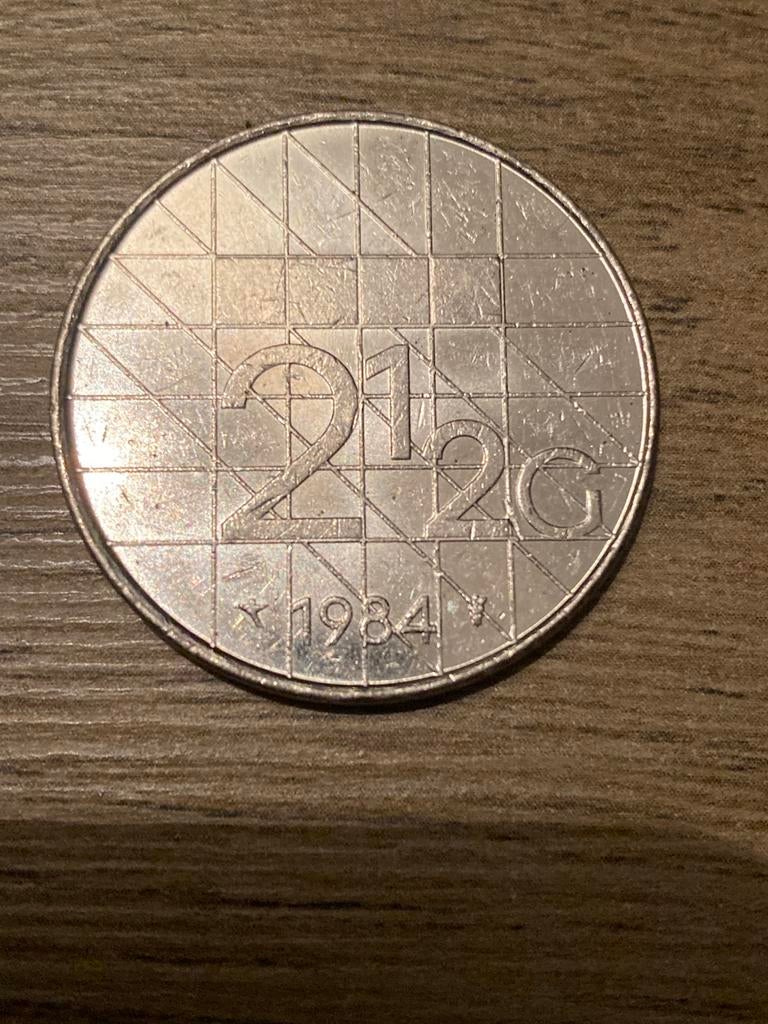 Rijksdaalder 1984 Beatrix, Postzegels en Munten, Munten | Nederland, Ophalen of Verzenden, Koningin Beatrix, 2½ gulden, Losse munt