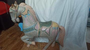 Houten Paardje beschikbaar voor biedingen