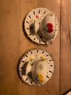2 kop en schotels met bloemen, Ophalen of Verzenden