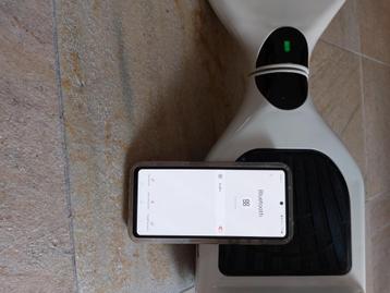 Hoverboard incl. bluetooth en afstandsbediening beschikbaar voor biedingen