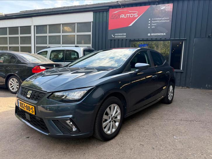 Seat Ibiza 1.0 Ecotsi 95pk 2022 Grijs, Auto's, Seat, Bedrijf, Te koop, Ibiza, ABS, Achteruitrijcamera, Adaptieve lichten, Adaptive Cruise Control