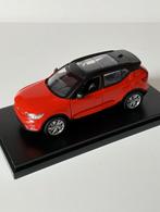 Volvo XC 40 uit de Vitrine schaal 1:43 nieuw in de box, Hobby en Vrije tijd, Modelauto's | 1:43, Ophalen of Verzenden, Nieuw