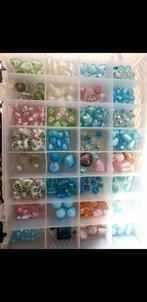Doos vol glaskralen, Hobby en Vrije tijd, Kralen en Sieraden maken, Ophalen of Verzenden, Zo goed als nieuw, Kraal