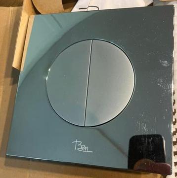 Wisa drukplaat inbouw toilet. type Ben beschikbaar voor biedingen