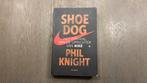 Shoe Dog - Het verhaal van Phil Knight, Boeken, Ophalen of Verzenden, Zo goed als nieuw
