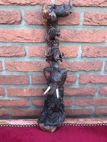 bijzonder houten beeld, THE BIG FIVE beschikbaar voor biedingen