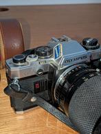 Olympus OM 10 met 3 lenzen en tas, Audio, Tv en Foto, Fotocamera's Analoog, Ophalen
