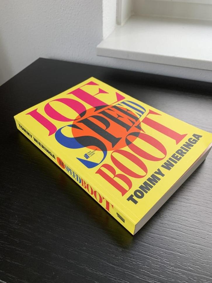 Joe Speedboot NIEUW ONGELEZEN, Boeken, Romans, Nieuw, Nederland, Ophalen