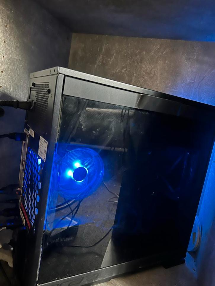 Gaming PC - Intel i5, RTX 3060 Ti, 16GB RAM, 512GB SSD, Computers en Software, Desktop Pc's, Zo goed als nieuw, 4 Ghz of meer