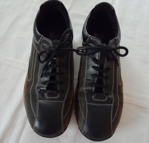 Zwarte leren heren schoenen met vetersluiting., Kleding | Heren, Schoenen, Zo goed als nieuw, Ophalen of Verzenden