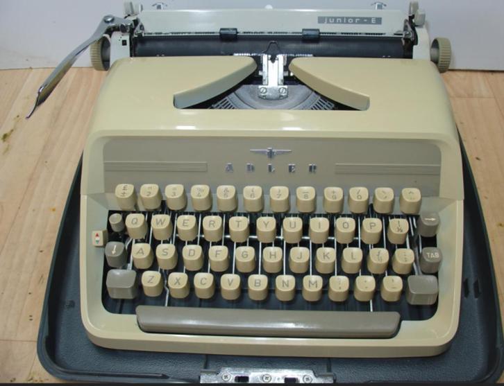 Diverse Schrijfmachines / Typemachines, Diversen, Typemachines, Gebruikt, Ophalen