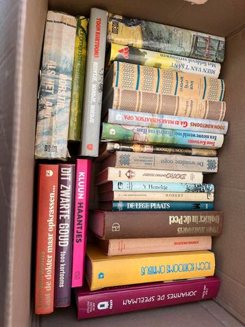 Boeken €1 per stuk beschikbaar voor biedingen