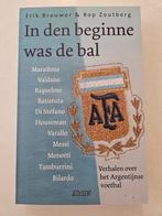 Erik Brouwer - In den beginne was de bal, Erik Brouwer; Rop Zoutberg, Ophalen of Verzenden, Zo goed als nieuw, Balsport