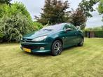 Peugeot 206 1.6 16V CC 2003 Groen, Auto's, Peugeot, Voorwielaandrijving, 4 cilinders, Cabriolet, 4 stoelen