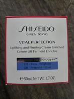 Shiseido, vital perfection uplifting and firming, Sieraden, Tassen en Uiterlijk, Uiterlijk | Gezichtsverzorging, Ophalen of Verzenden