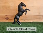 Schleich 13624 Black Mustang hengst met of zonder vaantje, Ophalen of Verzenden, Zo goed als nieuw, Paard, Beeldje of Figuurtje