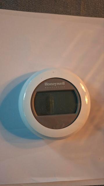 Honeywell T40 thermostaat beschikbaar voor biedingen