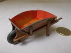 1949 Dinky Toys 105-B WHEELBARROW (Kruiwagen.), Ophalen of Verzenden, Gebruikt, Tractor of Landbouw, Dinky Toys