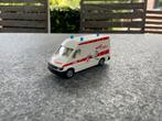 Siku 1932 - Mercedes Sprinter Ambulance, Hobby en Vrije tijd, Modelauto's | 1:50, Ophalen of Verzenden, Nieuw, Auto, SIKU