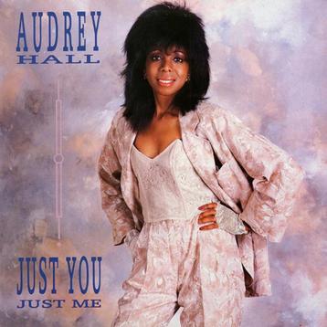 Audrey Hall – Just You Just Me beschikbaar voor biedingen