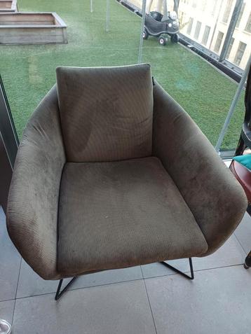 Vintage fauteuil met corduroy bekleding beschikbaar voor biedingen