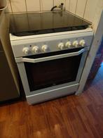 Indesit Gasfornuis - 2 jaar oud, goede staat!, Witgoed en Apparatuur, Fornuizen, Gebruikt, Gas, 85 tot 90 cm, Hete lucht