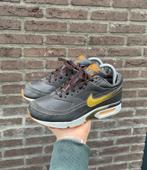 Nike Air Classic BW Brown Metallic Gold, Kleding | Dames, Schoenen, Overige kleuren, Nike, Nieuw, Ophalen of Verzenden