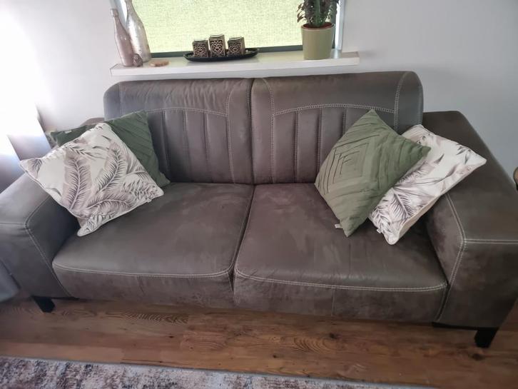 Leuke groene bank, Huis en Inrichting, Banken | Complete zithoeken, Gebruikt, Stof, Ophalen