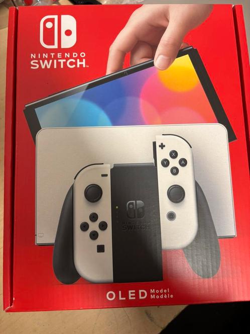 Nieuw nintendo switch OLED wit gesealed ongeopend ongebruikt, Spelcomputers en Games, Spelcomputers | Nintendo Switch, Nieuw, Switch OLED