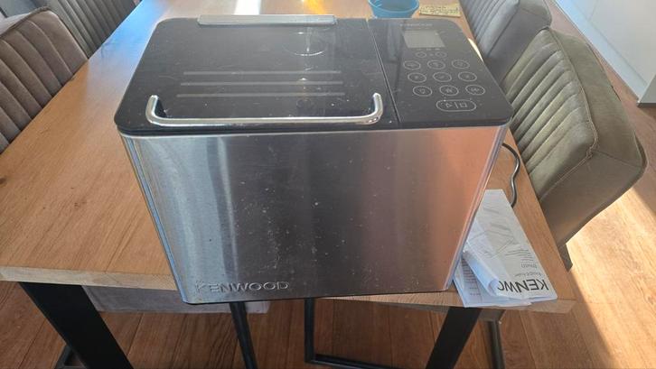 Kenwood Broodbakmachine, Witgoed en Apparatuur, Broodbakmachines, Gebruikt, Met timer, 800 tot 1200 gram deeg, Kijkvenster, Meer dan 10 programma's
