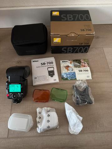 Nikon SB700 flitser zo goed als nieuw beschikbaar voor biedingen