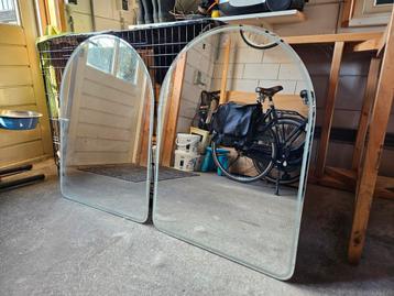 Te koop: 2 spiegels 56x79cm beschikbaar voor biedingen