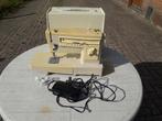 singer 527 naaimachine LET OP VOOR ONDERDELEN DEFECT, Hobby en Vrije tijd, Naaimachines en Toebehoren, Ophalen, Gebruikt, Singer