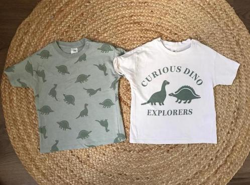 T-shirts dino’s H&M maat 86, Kinderen en Baby's, Babykleding | Maat 86, Zo goed als nieuw, Jongetje, Shirtje of Longsleeve, Ophalen of Verzenden