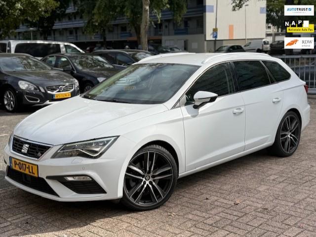 SEAT Leon ST 2.0 TSI FR Business Navi/Camera/Leer, Auto's, Seat, Te koop, Leon, ABS, Achteruitrijcamera, Airbags, Airconditioning