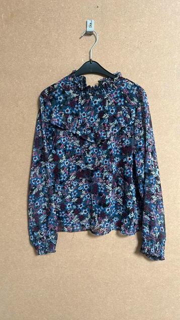 Blouse maat 152/158 beschikbaar voor biedingen