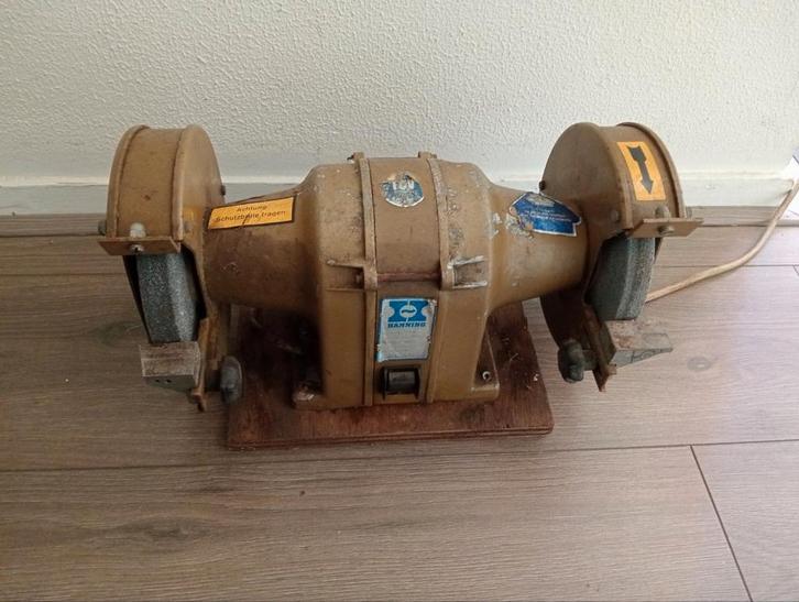 Hanning Werkbankslijpmachine, Doe-het-zelf en Verbouw, Gereedschap | Slijpmachines, Gebruikt, Werkbankslijpmachine, Minder dan 700 watt