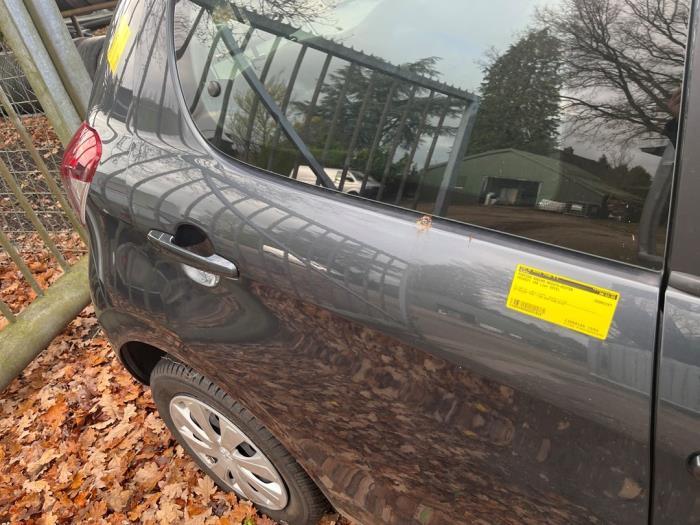 Portier 4Deurs rechts-achter van een Peugeot 108 (KTA), Gebruikt, -, Deur, -