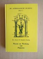 Karen M. Hamaker-Zondag - Wezen en werking van planeten (2), Boeken, Ophalen of Verzenden, Zo goed als nieuw, Astrologie, Achtergrond en Informatie