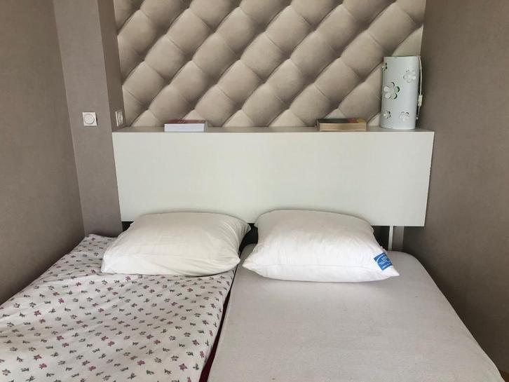 Hoofdeinde met plank, Huis en Inrichting, Slaapkamer | Bedden, Zo goed als nieuw, Tweepersoons, Overige maten, 190 cm of minder