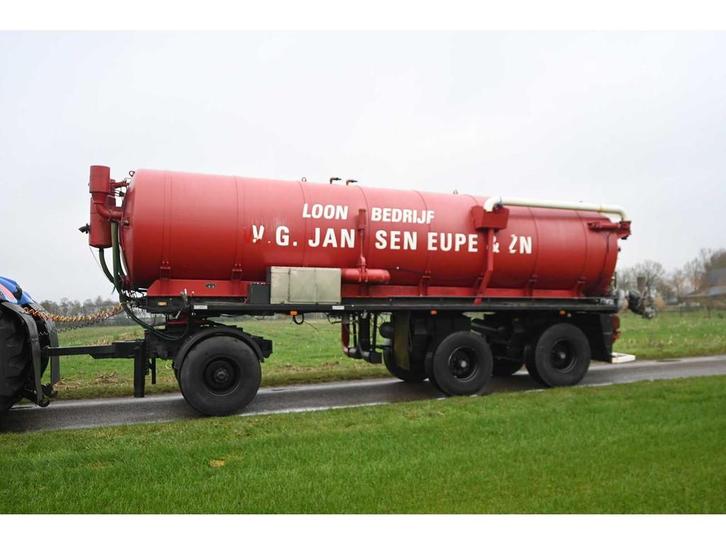 Veenhuis / Floor - 25.000/FLO 17-28 - Mengmesttank met pompe, Zakelijke goederen, Agrarisch | Werktuigen, Overige, Gewasbescherming en Bemesting