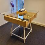 Luxe DESIGN  UPQI statafel vergadertafel spreektafel  met g, Niet ingevuld, Gebruikt, Niet ingevuld, Niet ingevuld