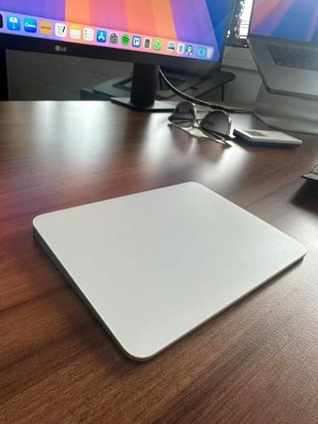 Apple magic trackpad zo goed als nieuw beschikbaar voor biedingen
