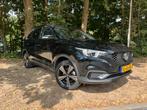 MG ZS Luxury black edition.45kwh.Pano.Navi.Leer, ZS, 1507 kg, Zwart, SUV of Terreinwagen